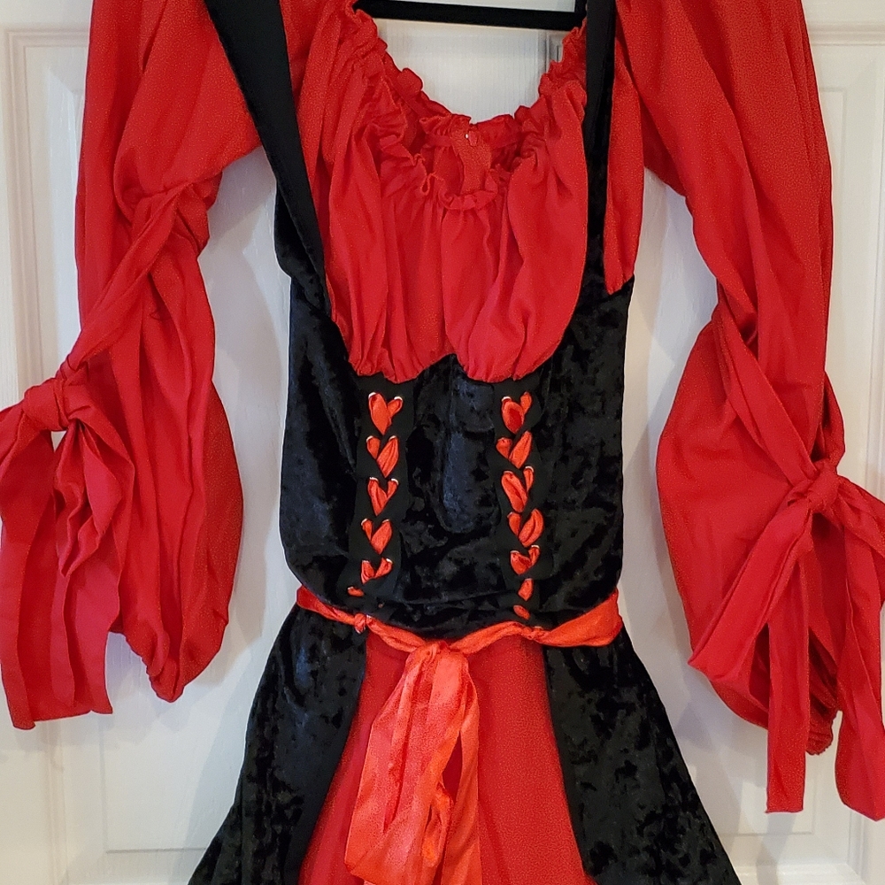 Costume